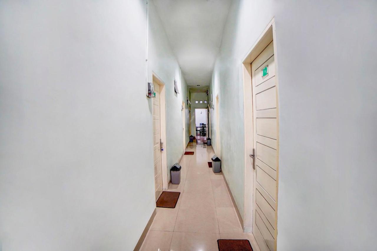 Oyo 91170 Ayahanda Residence Medan Exterior photo