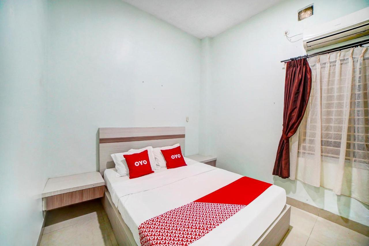 Oyo 91170 Ayahanda Residence Medan Exterior photo